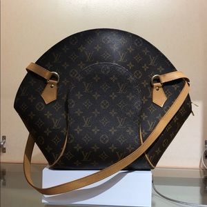 Louis Vuitton Eclipse Shopping